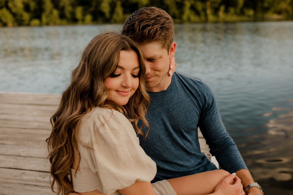 Summer Engagement Photos by lake in Kansas City